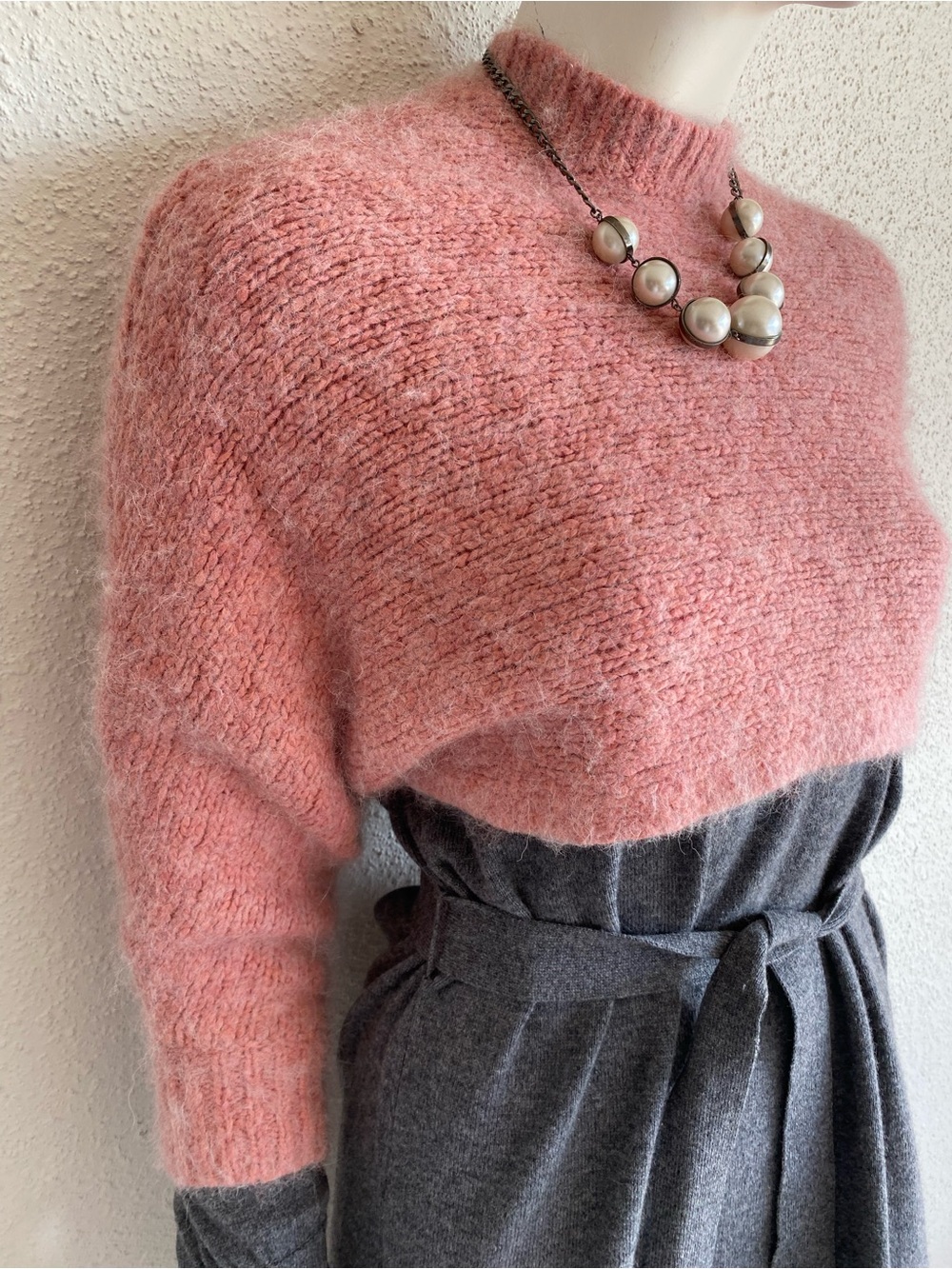 Wilfred Coral Pink Cropped Crew Sweater